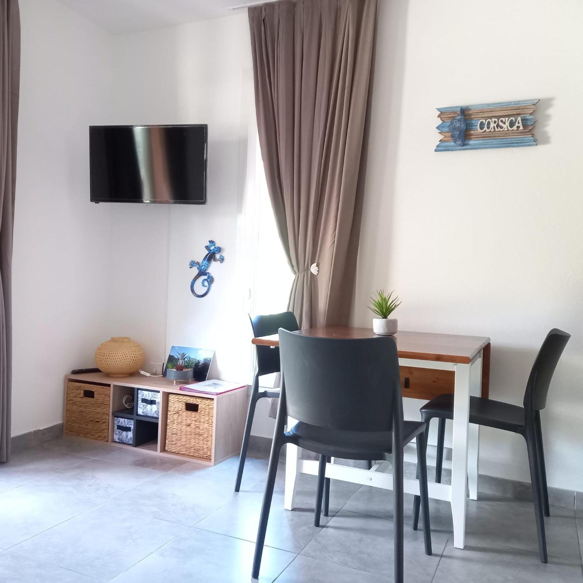 Residence Hoteliere Les Hameaux De Saint Cyprien 25 M2 ลิชชี ภายนอก รูปภาพ