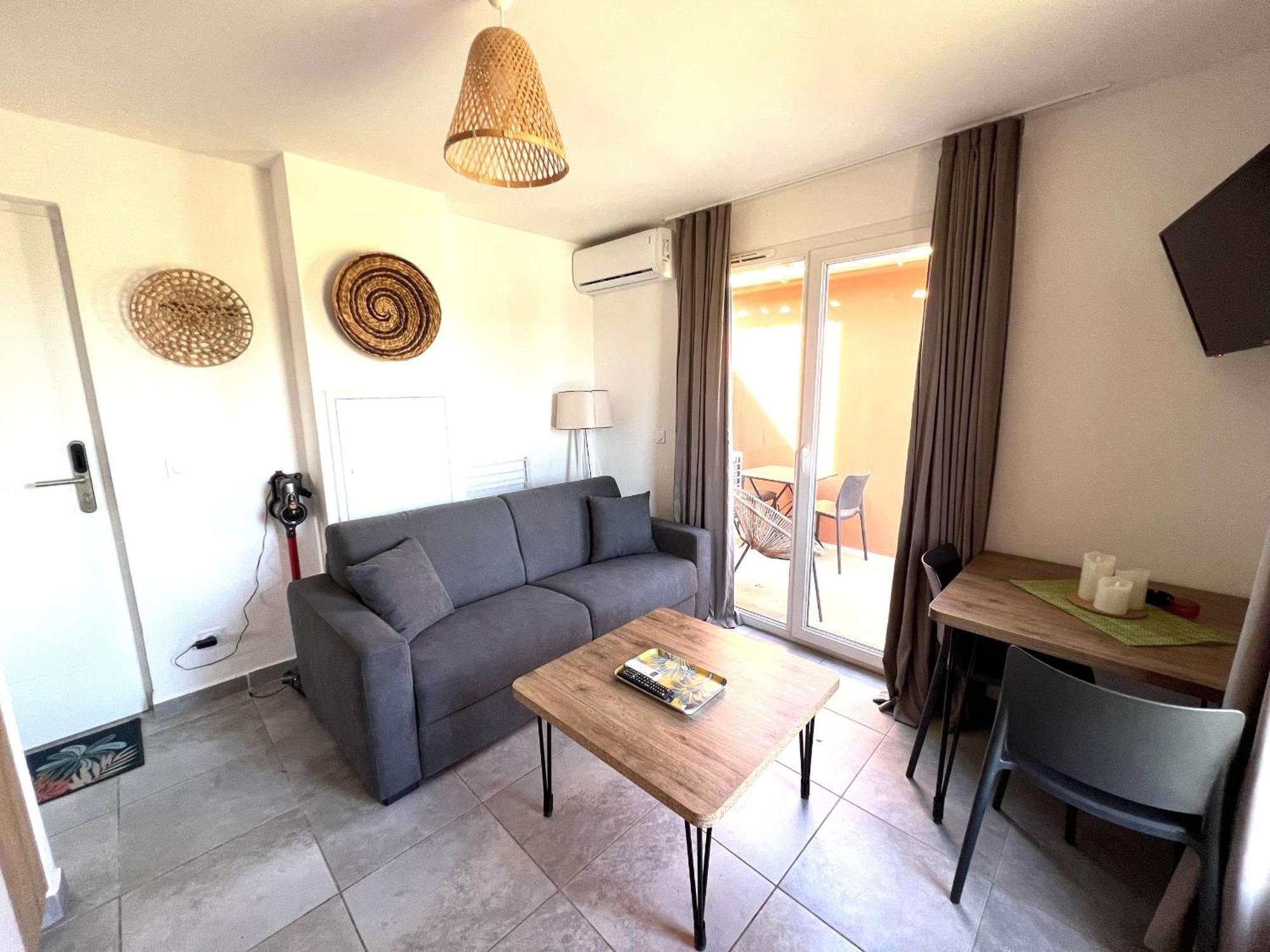 Residence Hoteliere Les Hameaux De Saint Cyprien 25 M2 ลิชชี ภายนอก รูปภาพ